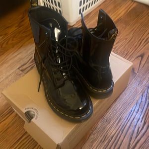 1460 Dr Martens womens patent leather lace up boots
